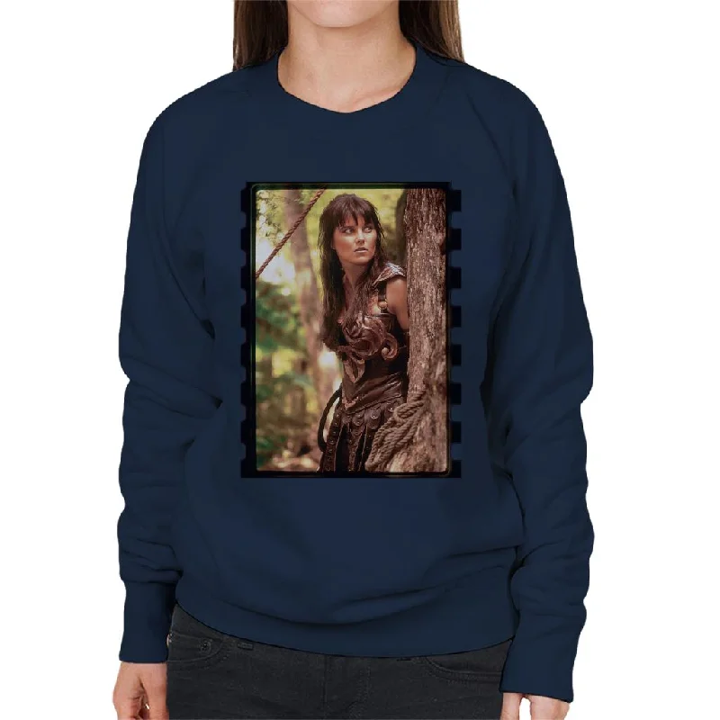 Xena Warrior Princess In The Jungle Women's Sweatshirt Hoodie with Contrast Stitching Detailed Premium Xena Warrior Princess In The Jungle Women's Sweatshirt Hoodie with Contrast Stitching Detailed Premium