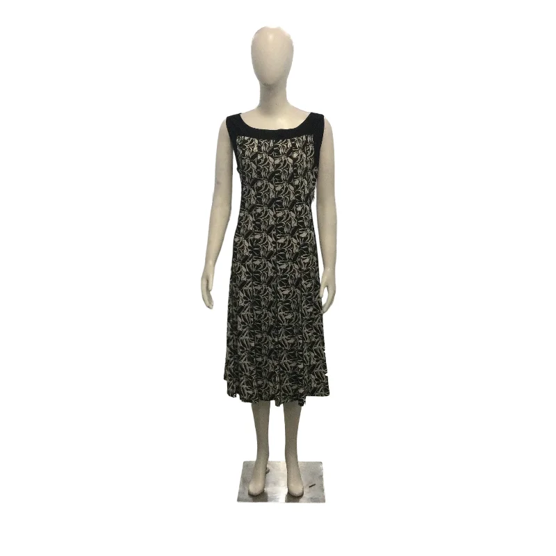 BLAIR FLORAL BLACK & WHITE MAXI DRESS-M Cozy Longline Maxi Dress