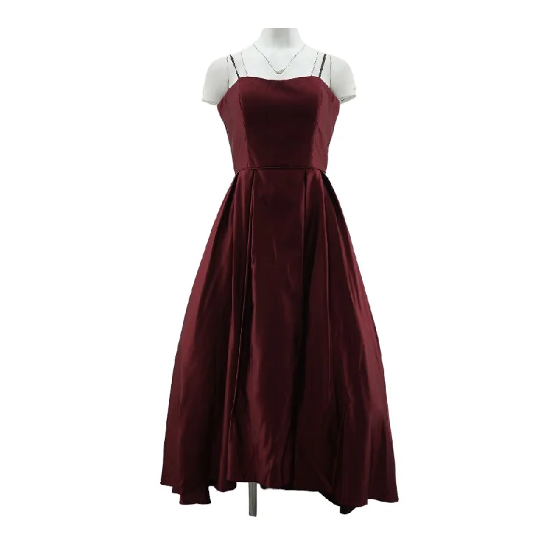 Maroon Solid Maxi Dress Elegant Lace-Up Maxi Dress