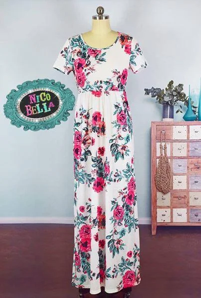 White Floral Short Sleeve Maxi Dress Stylish One-Shoulder Maxi Dress