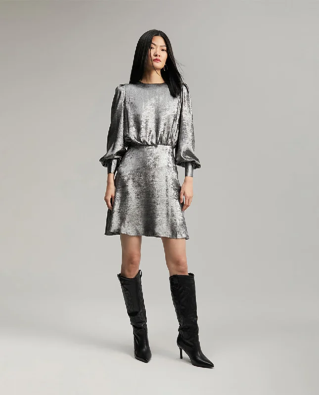 Short laminated dress