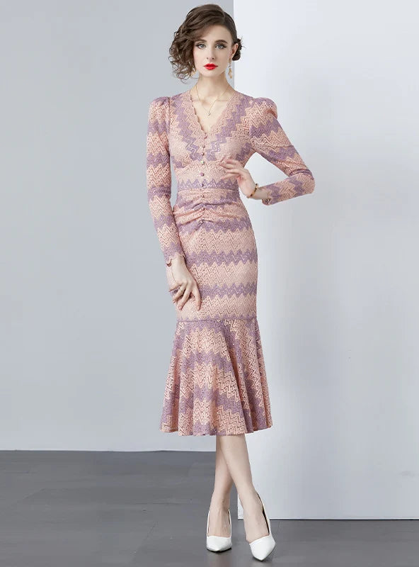 RETRO LONG-SLEEVED SLIM V-NECK DRESS
