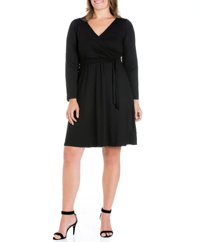 Women's Plus Size Classic Belted Dress