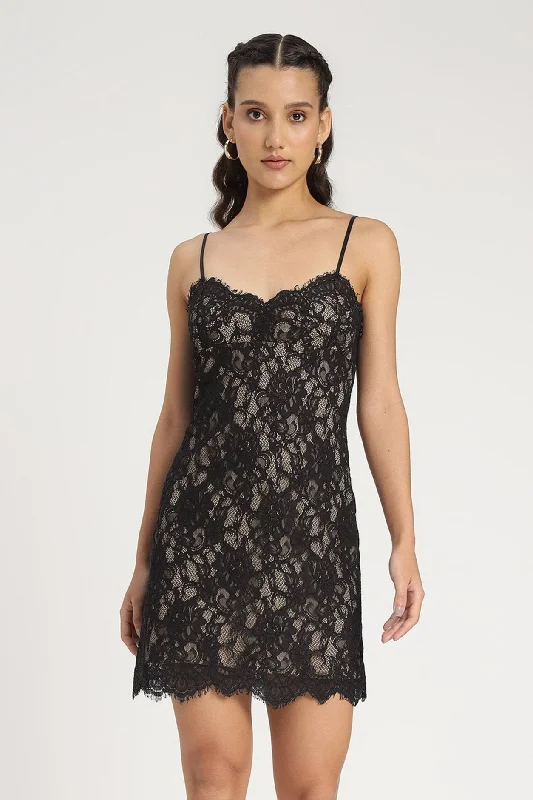 Arius Mini Dress in Black Trendy Mini Dress with Belt