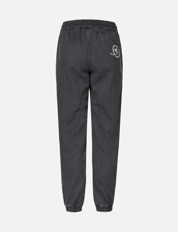 Hannya Safety Pin Jogger Jeans Trendy Classic Fit Jeans