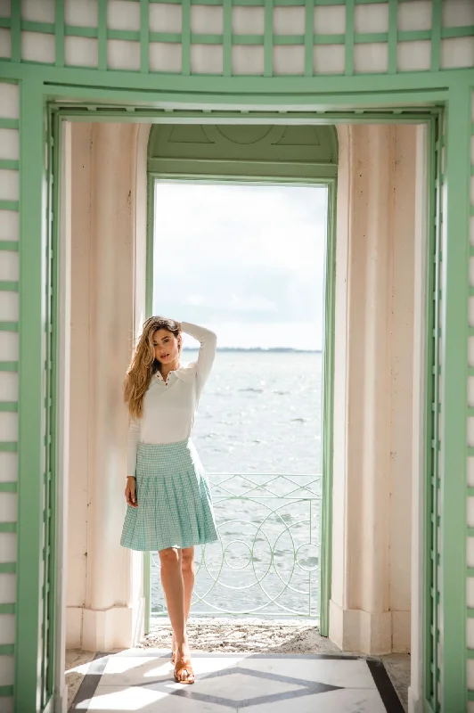Aqua & White
